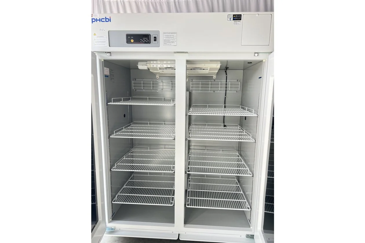 Kenmore 20.4 cu.ft. Top Freezer Refrigerator Model 253.60082417